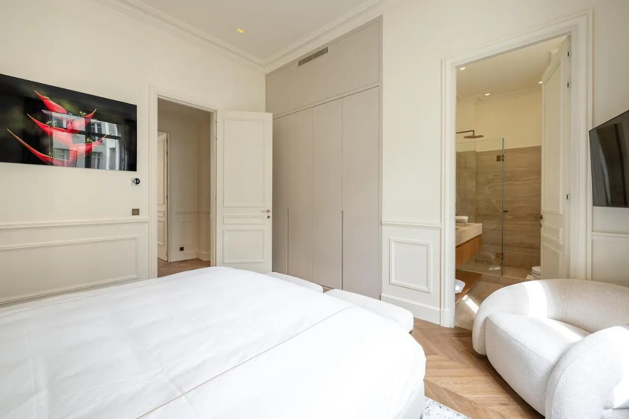 Apartman Avenue Montaigne - Champs Elysees