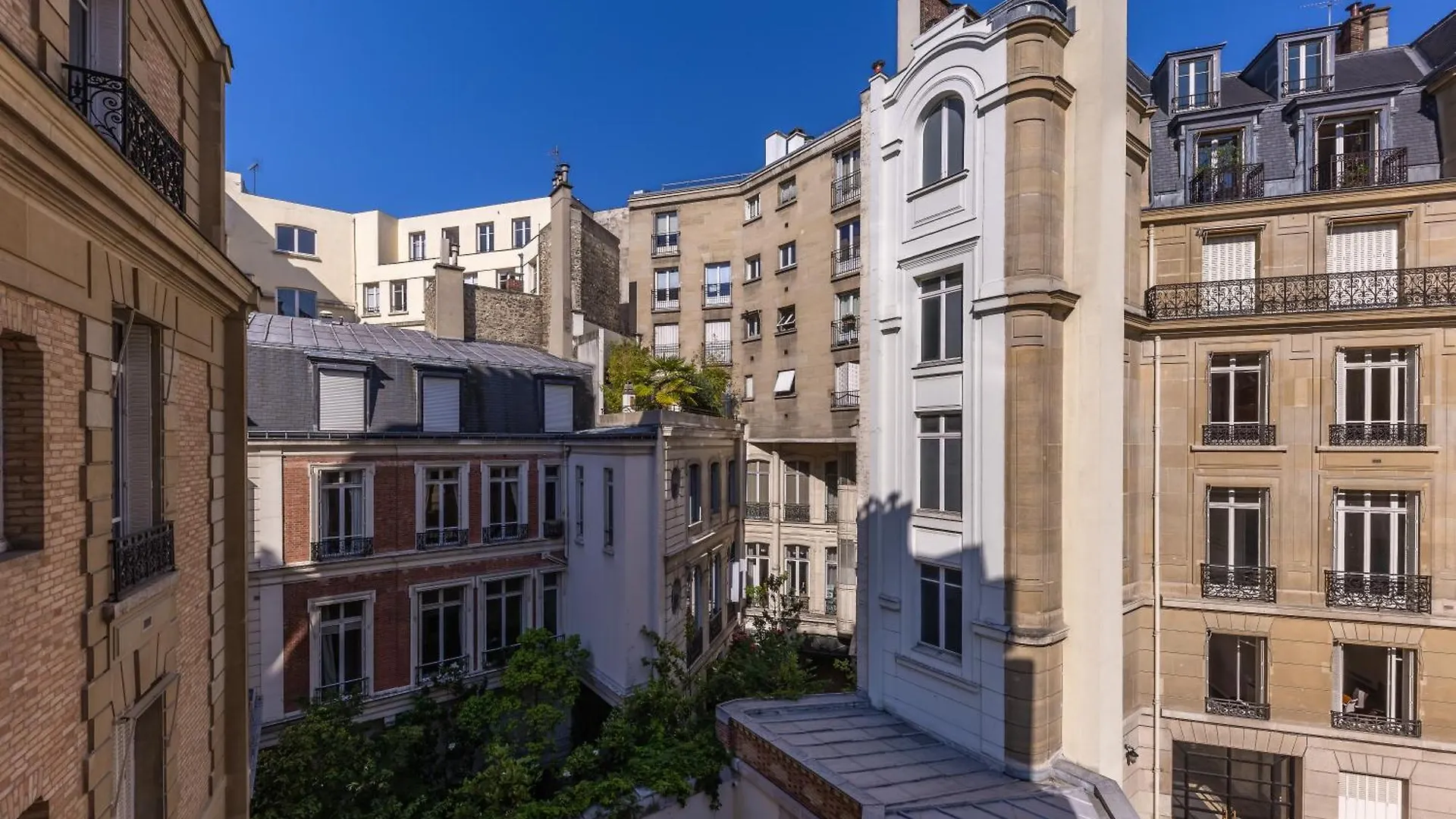 Apartman Avenue Montaigne - Champs Elysees